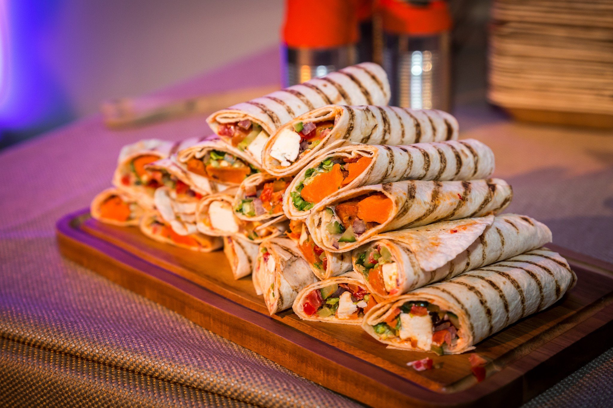 ampersand-events-creative-food-stations-at-landing-forty-two